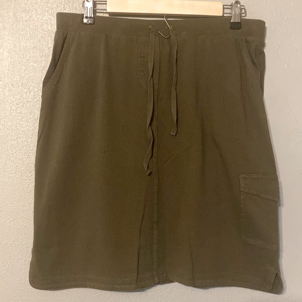 J. Jill size medium olive skirt